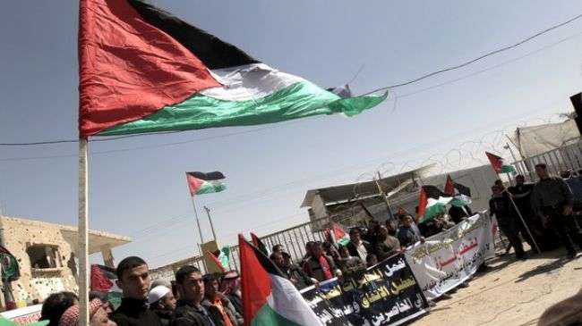 Demo warga Gaza dii Rafah, perbatasan dengan Mesir