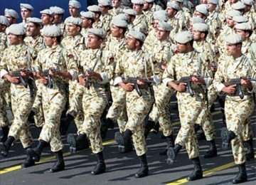 Garda Revolusi dan AD Iran akan Gelar Manuver Militer