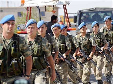 Tentara Turki siaga