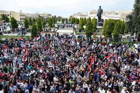 Demo Mahasiswa dan rakyat Suriah