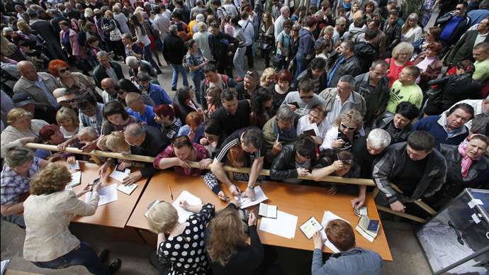 Referendum 11 Mei ((Reuters/Marko Djurica))