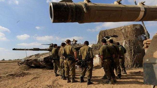 Tentara Zionis Israel, di perbatasan dengan Gaza yang terkepung