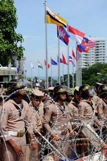 تھائی لینڈ: ہنگاموں کے بعد آسیان اجلاس ملتوی