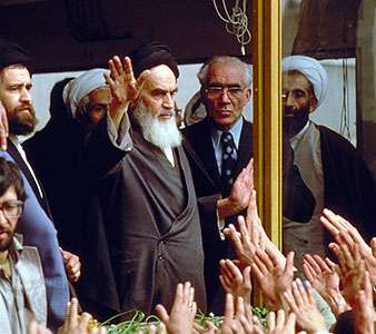 Khomeini - Setting Agenda for the World