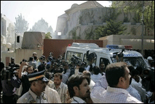 اسلام آباد:اقوام متحدہ کے ورلڈ فوڈ پروگرام کے دفتر میں خودکش حملہ،ہلاکتوں کی تعداد 5 ہو گئی