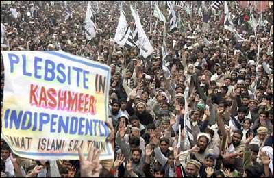 پاکستان،آزاد کشمیر سمیت دنیا بھر میں یوم یکجہتی کشمیر آج منایا جا رہا ہے،سرینگر میں کرفیو