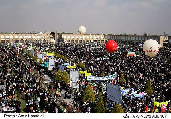 اصفہان: انقلاب اسلامی ایران کی کامیابی کی سالگرہ کے موقع پر ملک گیر عظیم  عوامی ریلیاں