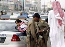 Saudi Arabian police bothering a Saudi Arabian Shia