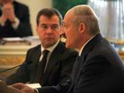 Lukaşenko Rusiya prezidentini vicdansızlıqda günahlandırıb