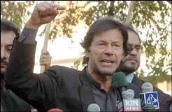 امریکا کے سامنے جھکا ہوں نہ عوام کو جھکنے دونگا،جلد سول نافرمانی کی کال دیں گے،عمران خان