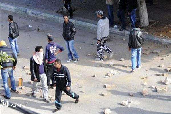 تیونس میں عوام اور پولیس کے درمیان جھڑپیں جاری