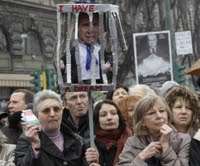 Italian women march for dignity and against Berlusconi