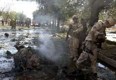 افغانستان،خودکش اور بم دھماکے، دو نیٹو فوجی ہلاک۔ نیٹو افواج کا آپریشن 14 گرفتار جبکہ 16 جنگجووں کی ہلاکت کا دعویٰ