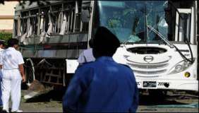 کراچی، ڈیفنس اور بلدیہ ٹاون کےدھماکوں کی تحقیقات جاری، بم کے ذرات اور موٹرسائیکل کی سیٹ لیبارٹری میں منتقل