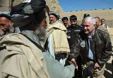 امریکا اور افغان طالبان میں مذاکرات تیز، امریکی اخبار کا دعویٰ
