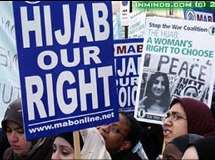 امریکی مسلم خاتون نے حجاب کے باعث نوکری سے نکالنے پر مقدمہ دائر کر دیا