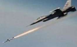 اسرائیلی جنگی جہازوں کا غزہ میں حماس کے ٹھکانوں پر حملہ