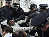 بازداشت صدها نفر در انگلیس
