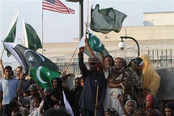 تظاهرات ضد آمریکایی ، مقابل سفارت آمریکا در پاکستان