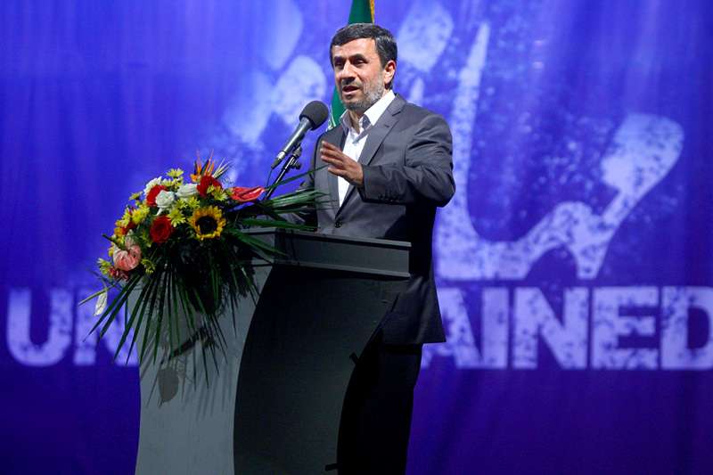 امریکہ اور اسرائیل اقوام عالم کو درپیش تمام مسائل کے اصلی ذمہ دار ہیں، احمدی نژاد