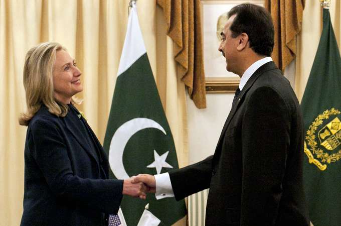 Clinton says US officials met with Haqqanis