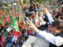 سیاستدان اثاثوں کا اعلان کریں ورنہ سول نافرمانی کی تحریک شروع کر دی جائیگی، عمران خان