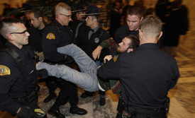 3 Protesters Hit With Taser at Occupy Protest at Washington State Capitol