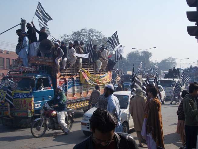 جمعیت علماء اسلام ف کا لاہور سے گوجرانوالہ تک تحفظ اسلام و پاکستان روڈ کارواں