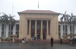 پنجاب اسمبلی اجلاس، وزیر اعلٰی کی غیر حاضری پر اپوزیشن کا جعلی ادویات پر بحث کرنے سے انکار