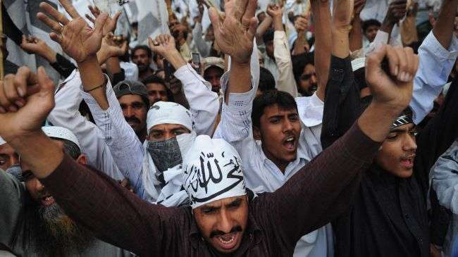 Pakistanis condemn US over Qur’an burning, Balochistan bill