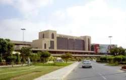 کراچی ایئرپورٹ کا رن وے کھول دیا گیا، ملکی اور غیر ملکی پروازیں شروع