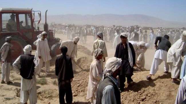 Afghan commission says war crimes suspects destroying mass graves