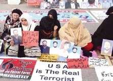 پشاور، لاپتہ افراد کی بازیابی کیلئے جماعت اسلامی کا احتجاجی کیمپ