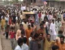 ہری پور میں طویل ترین لوڈشیڈنگ کیخلاف عوام کا شدید احتجاج