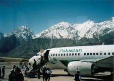 اسکردو ائیر پورٹ پر اسلام آباد سے آنے والے مسافروں کو سامان کی ترسیل میں غیر معمولی تاخیر