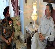 بھارتی فوجی سربراہ جنرل بکرم سنگھ کی مقبوضہ کشمیر کے وزیر اعلیٰ سے ملاقات