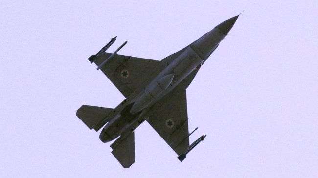 Israeli warplanes set off sonic booms over Gaza Strip