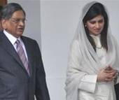 وزرای خارجه هند و پاکستان با یکدیگر دیدار می‌کنند