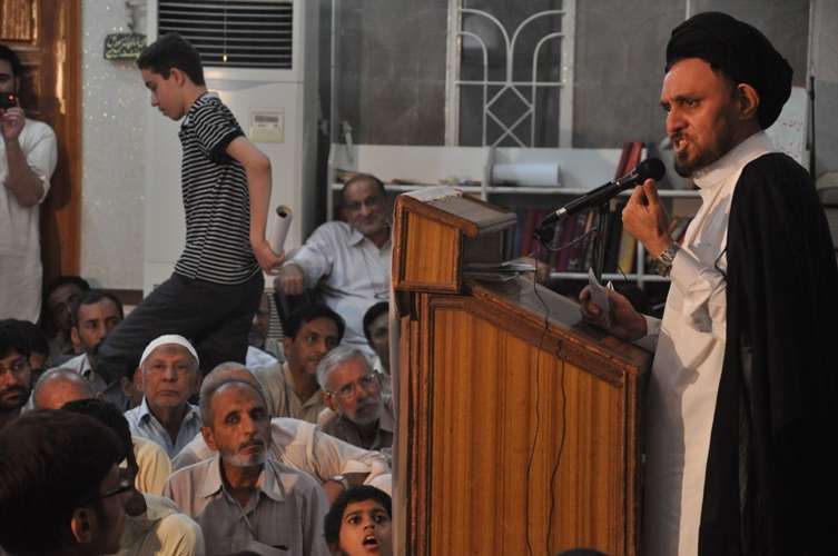 مسجد کشمیریاں موچی گیٹ لاہور میں علامہ آغا علی الموسوی کے چہلم کی تقریب