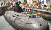 شینهوا: ایران هم‌زمان با مانور آمریکا و هم‌پیمانانش، زیردریایی فوق سنگین به آب انداخت