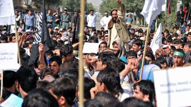 Afghan demonstrators gather for an anti-US protest in Kabul, September 16, 2012.