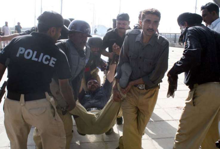 کراچی میں کالعدم جماعتوں کی جماعتوں کی جانب سے پرتشدد احتجاج کی تصویری جھلکیاں