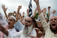 تداوم امواج اعتراض به فیلم‌موهن در پاکستان/ تعطیلی بازارها در روز شنبه