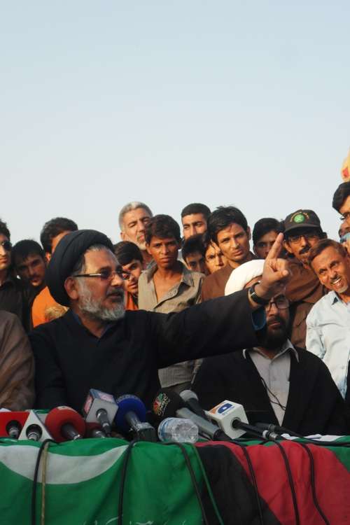 ایم ڈبلیو ایم کراچی کی جانب سے نمائش چورنگی پر منعقدہ پریس کانفرنس کی تصویری جھلکیاں