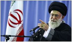 Ayatollah Khamenei criticized the silence of the Muslim world towards what is happening in Bahrain