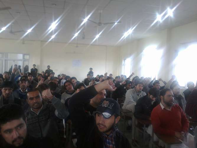 آئی ایس او پشاور ڈویژن کے زیر اہتمام یوم حسین (ع) کی تقریب