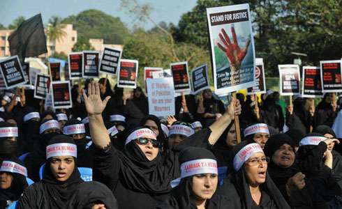 بھارتی شہر بنگلور میں کوئٹہ شیعہ نسل کشی کے خلا ف احتجاجی مظاہرے