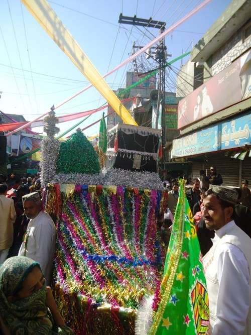 راولپنڈی میں جشن عید میلاد النبی (ص) کے تصویری مناظر