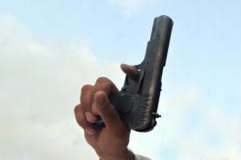 کراچی کے تاجروں کا اسلحے کی کھلی نمائش کرنے کا اعلان