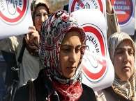 Türkiyədə 12 milyon insan öz imzaları ilə hicab qadağasına yox deyib